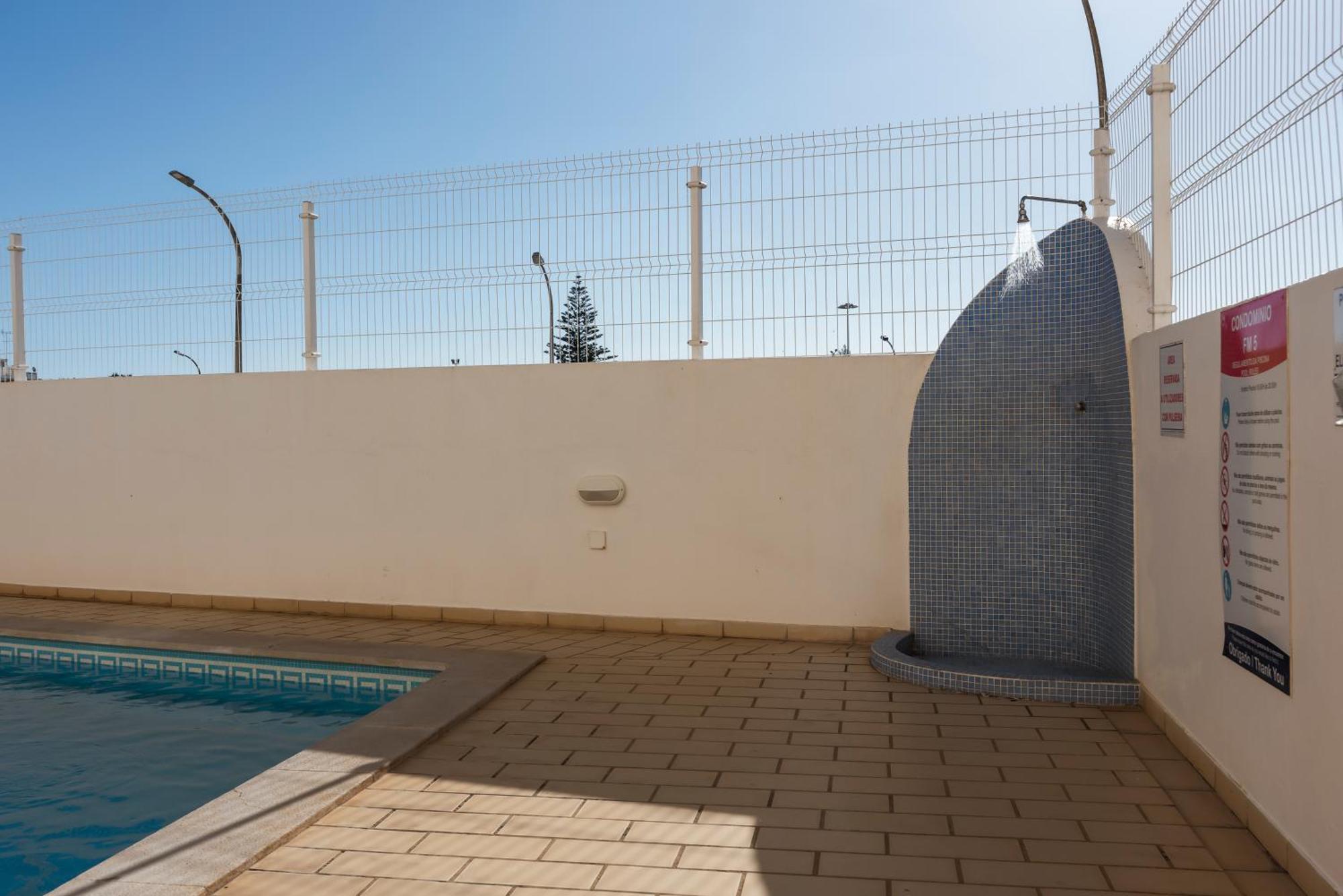 Grace - Quarteira Exterior foto